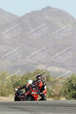 media/Dec-01-2025-Moto Forza (Mon) [[2daa91e15f]]/2-Intermediate Group/Session 2 Turn 9 Entry/